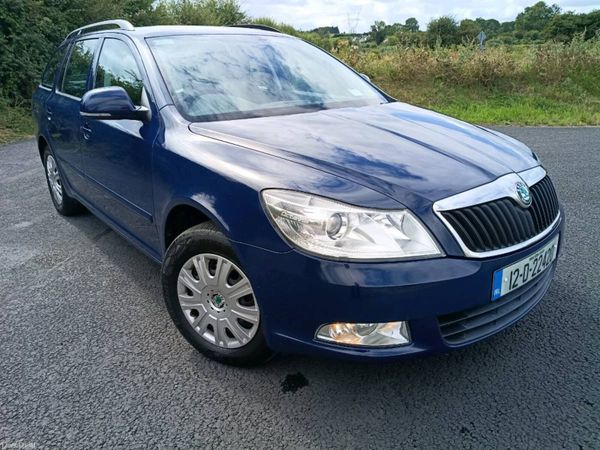 Skoda Octavia Estate, Diesel, 2012, Blue