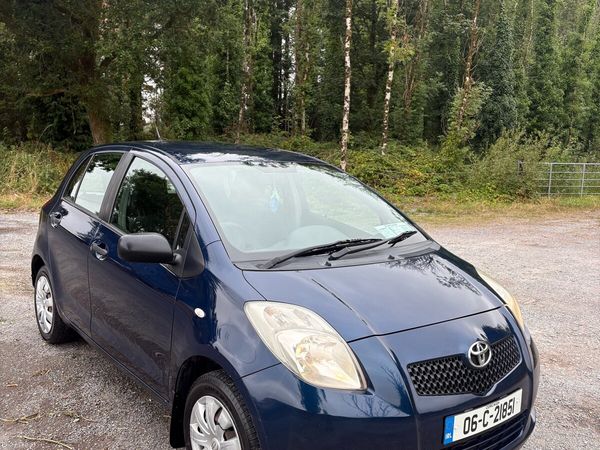 Toyota Yaris Hatchback, Petrol, 2006, Blue