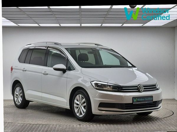 Volkswagen Touran MPV, Petrol, 2019, White