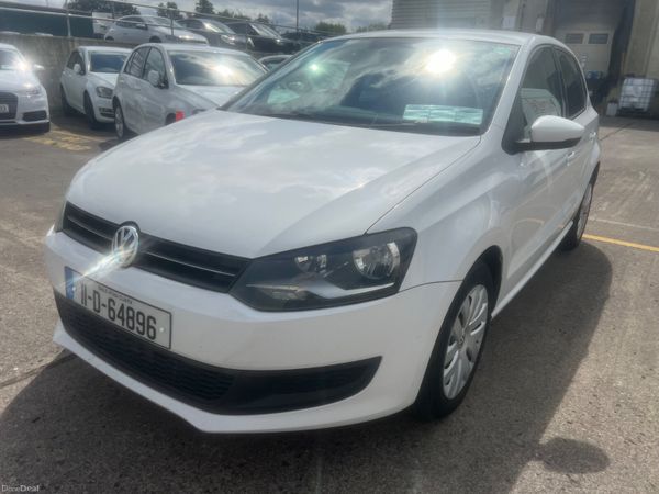 Volkswagen Polo Hatchback, Petrol, 2011, White
