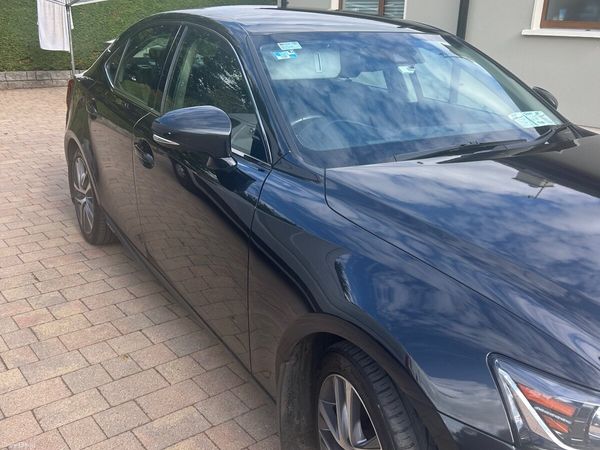 Lexus IS Saloon, Petrol Hybrid, 2018, Black