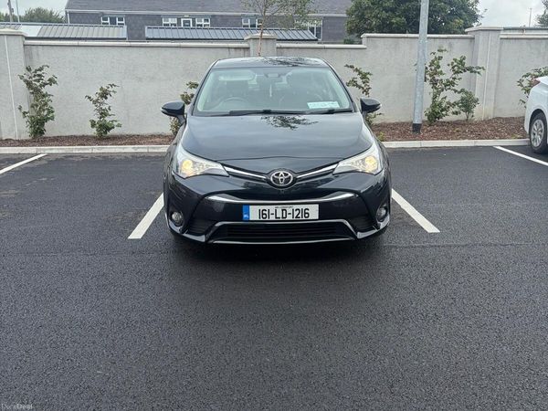 Toyota Avensis Saloon, Diesel, 2016, Grey