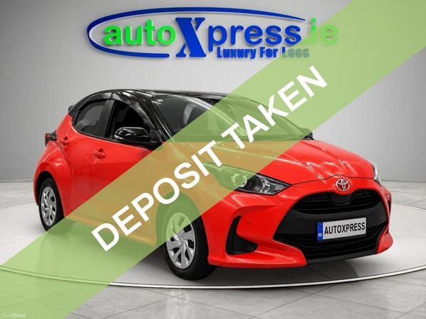 Toyota Yaris Hatchback, Petrol, 2021, Red