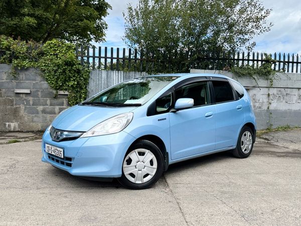 Honda Fit Hatchback, Petrol Hybrid, 2013, Blue