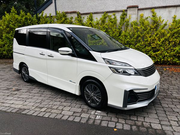 Nissan Serena MPV, Petrol Hybrid, 2017, White