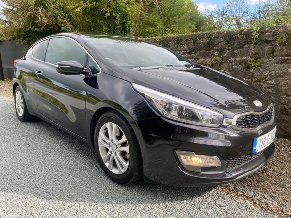 Kia Ceed Hatchback, Diesel, 2013, Black