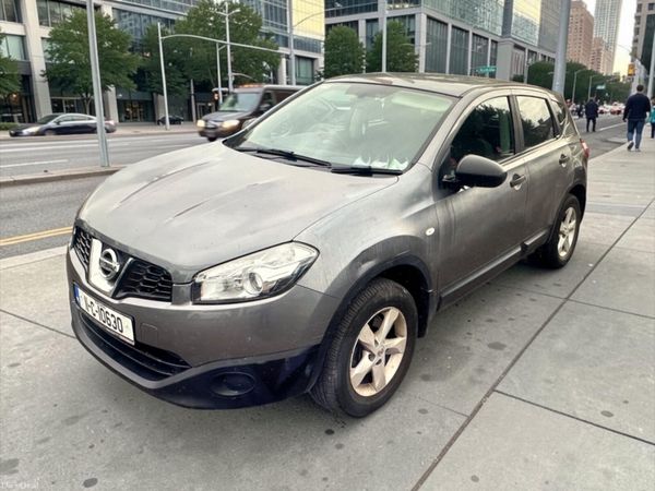 Nissan Qashqai Hatchback, Petrol, 2011, Grey
