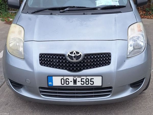 Toyota Yaris Hatchback, Petrol, 2006, Silver