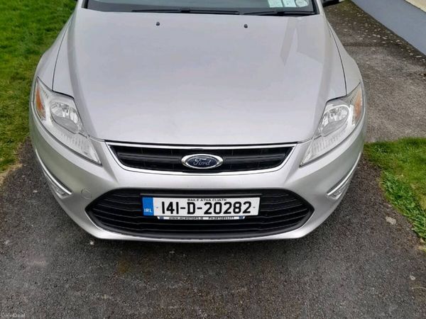 Ford Mondeo Hatchback, Diesel, 2014, Silver