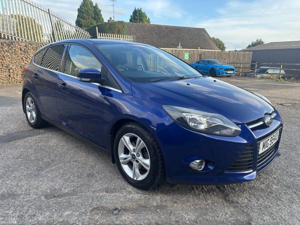 Ford Focus Hatchback, Petrol, 2014, Blue