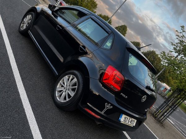 Volkswagen Polo Hatchback, Petrol, 2015, Black