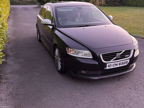 Volvo S40 Saloon, Diesel, 2010, Blue