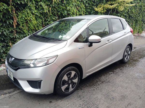 Honda Fit Hatchback, Petrol Hybrid, 2015, Silver
