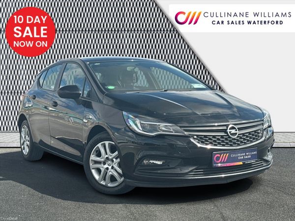 Opel Astra Hatchback, Diesel, 2018, Black