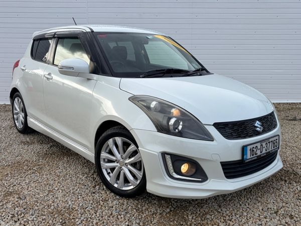 Suzuki Swift Hatchback, Petrol, 2016, White