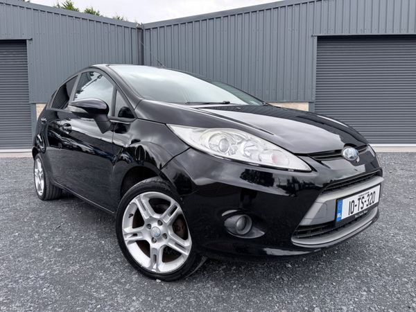 Ford Fiesta Hatchback, Petrol, 2010, Black