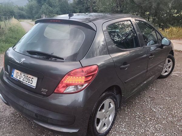 Peugeot 207 Hatchback, Diesel, 2010, Grey