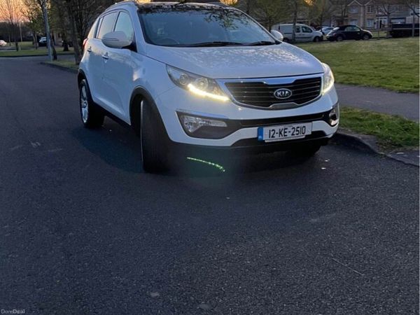 Kia Sportage SUV, Diesel, 2012, White
