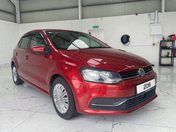 Volkswagen Polo Hatchback, Petrol, 2016, Red