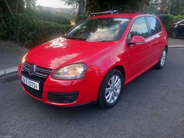 Volkswagen Golf Hatchback, Petrol, 2008, Red