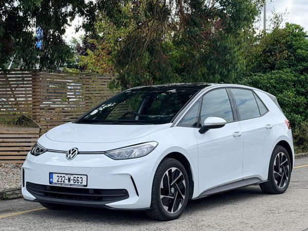 Volkswagen ID.3 Hatchback, Electric, 2023, White