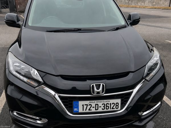 Honda Vezel SUV, Petrol Hybrid, 2017, Black