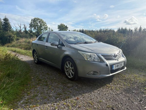 Toyota Avensis Saloon, Diesel, 2011, Grey