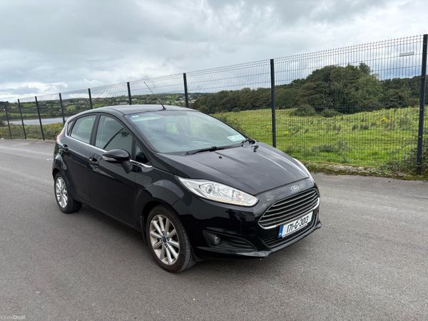 Ford Fiesta Hatchback, Diesel, 2017, Black