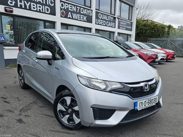 Honda Fit Hatchback, Petrol Hybrid, 2017, Silver