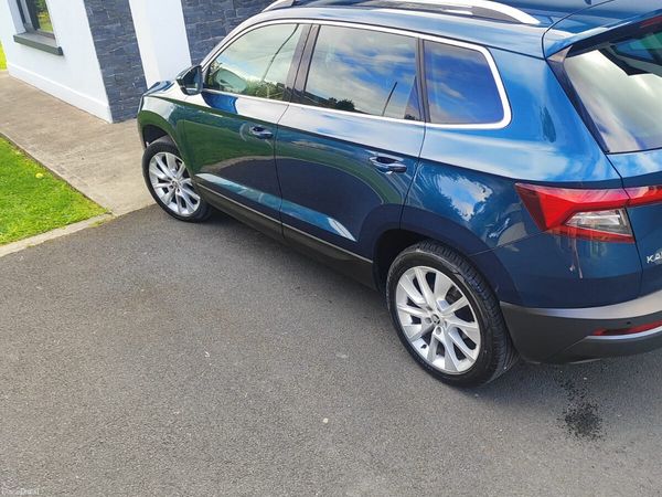 Skoda Karoq Hatchback, Petrol, 2020, Blue