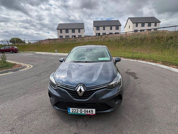 Renault Clio Hatchback, Petrol, 2022, Grey