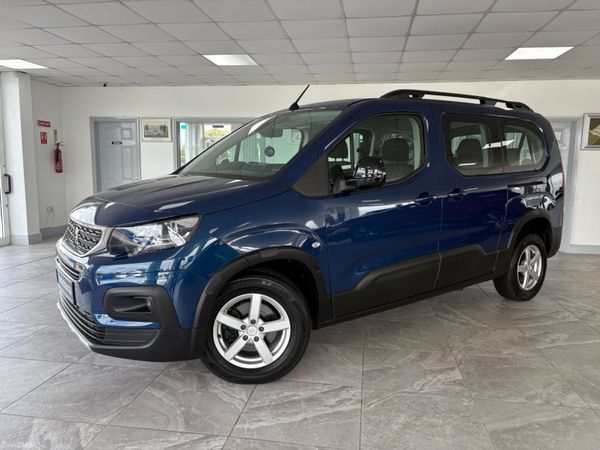Peugeot Rifter MPV, Diesel, 2023, Blue