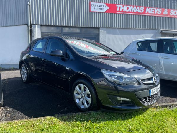 Opel Astra Hatchback, Diesel, 2015, Black