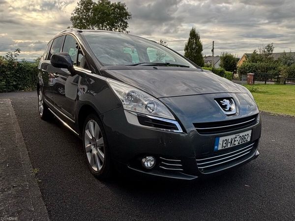 Peugeot 5008 MPV, Diesel, 2013, Grey