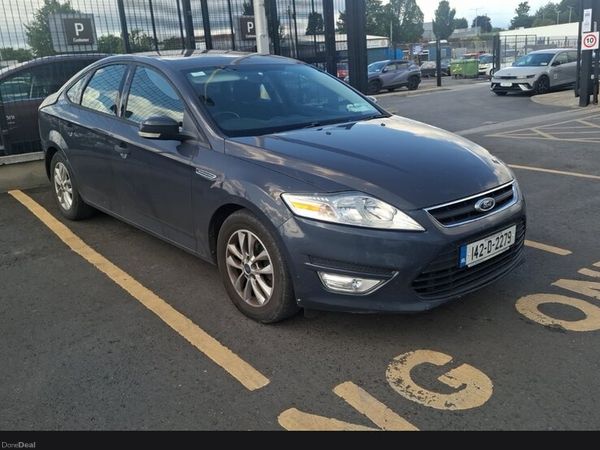 Ford Mondeo Hatchback, Diesel, 2014, Grey