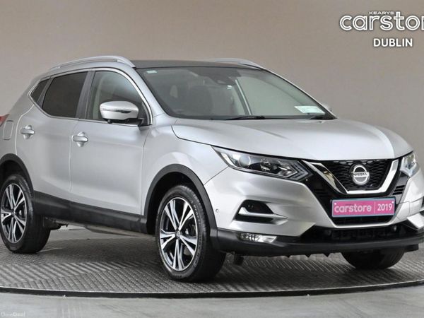 Nissan Qashqai SUV, Petrol, 2019, Silver
