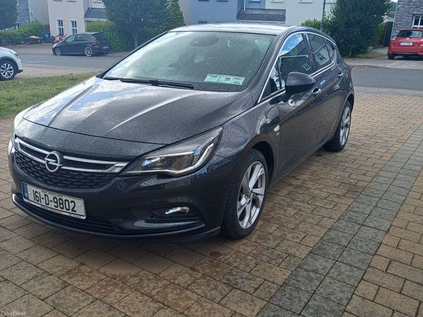 Opel Astra Hatchback, Diesel, 2016, Black