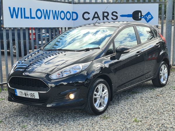 Ford Fiesta Hatchback, Petrol, 2017, Black