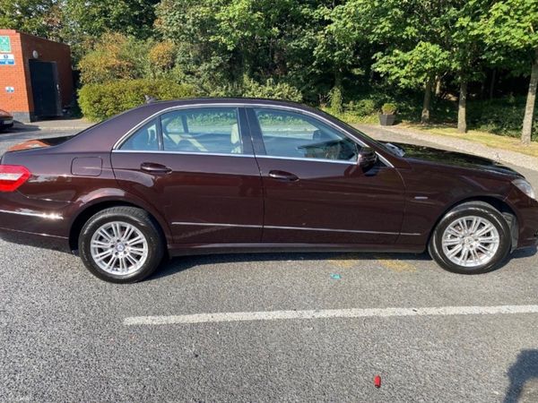 Mercedes-Benz E-Class Saloon, Diesel, 2011, Brown