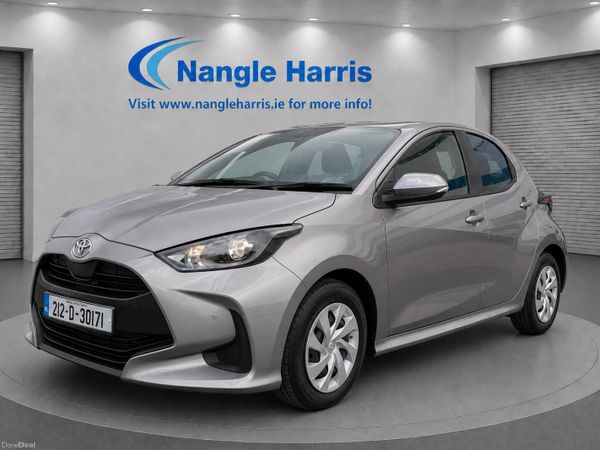 Toyota Yaris Hatchback, Petrol Hybrid, 2021, Grey
