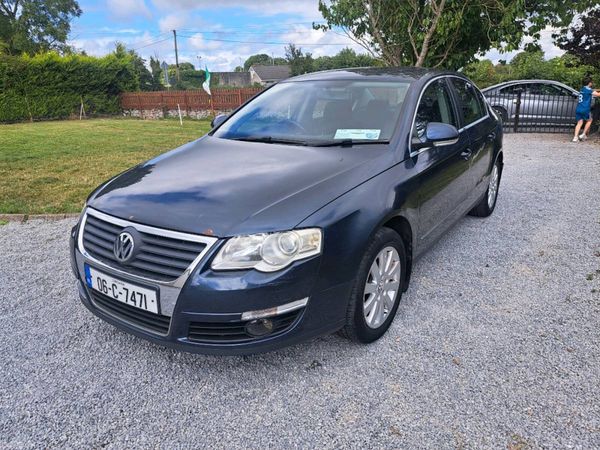 Volkswagen Passat Saloon, Petrol, 2006, Blue