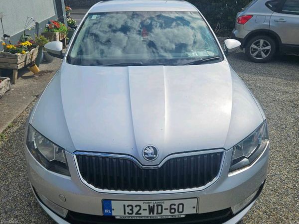 Skoda Octavia Saloon, Diesel, 2013, Silver