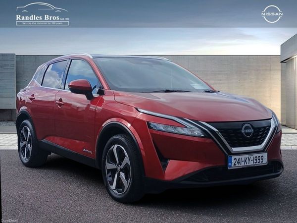 Nissan Qashqai MPV, Petrol, 2024, Red