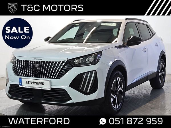 Peugeot 2008 MPV, Petrol, 2025, White