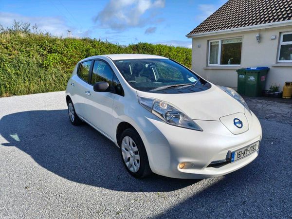 Nissan Leaf Hatchback, Electric, 2015, White