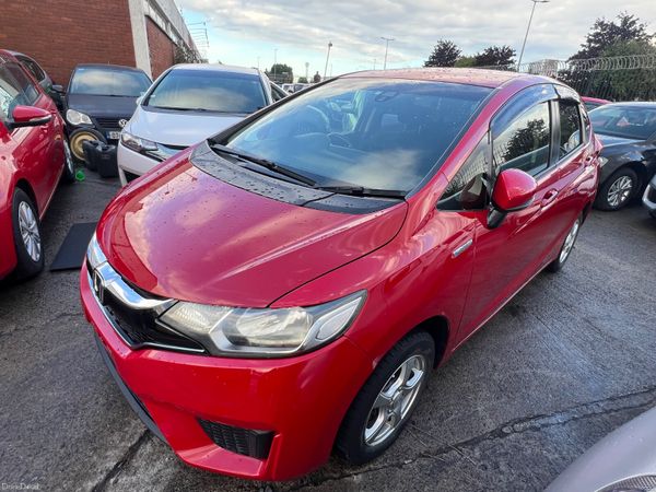 Honda Fit Hatchback, Petrol Hybrid, 2015, Red