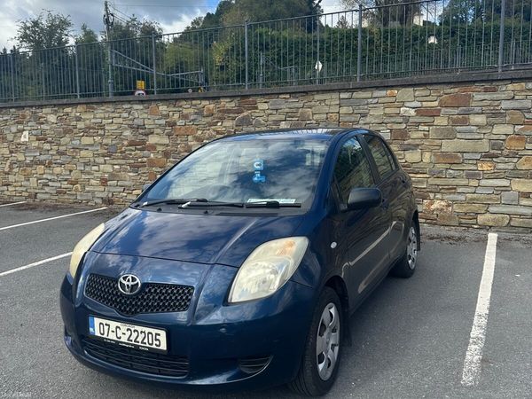 Toyota Yaris Hatchback, Petrol, 2007, Blue