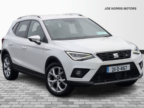 SEAT Arona Hatchback, Petrol, 2021, White
