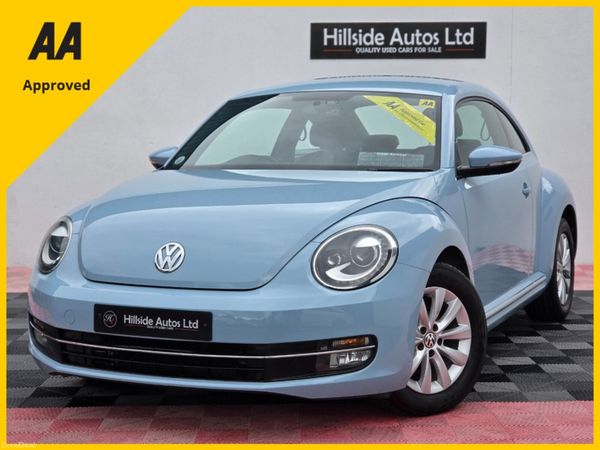 Volkswagen Beetle Hatchback, Petrol, 2014, Blue