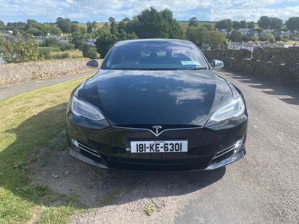 Tesla Model S Hatchback, Electric, 2018, Black